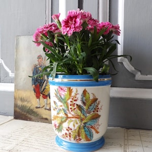 Antieke Franse porseleinen plantenbak, handgeschilderd bloemendecor, Parijse cachepot uit de jaren 1800
