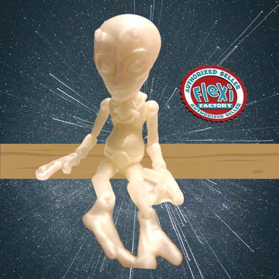 3d print, Alien, space martian, fidget, child birthday gift, space lover, glow in the dark kid toy, child toys, Halloween party favors