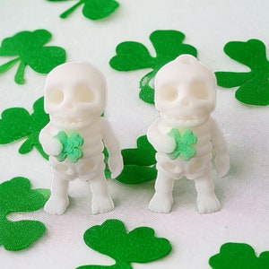 3D Print Lucky Clover Skeleton: Irish Fidget Keychain