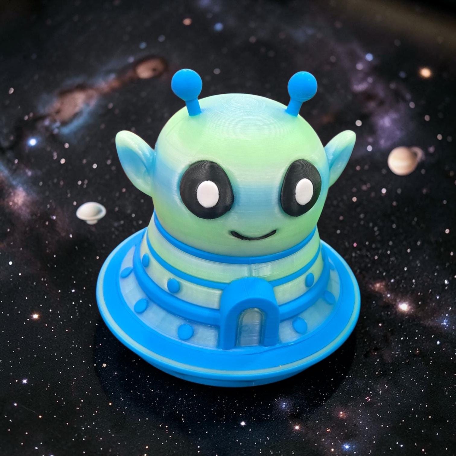 3D Printed Mini Alien Container: Space - Etsy
