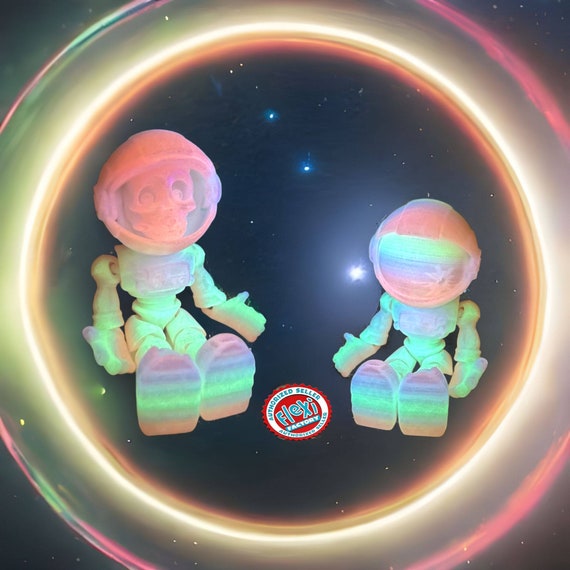 Skeleton astronaut, 3d printed kids toys, stocking stuffer for kids, fidget toy for adults, glow in the dark, Halloween party favor, gift