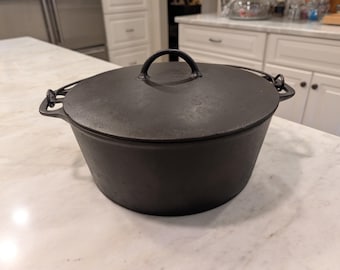 RARE 1800s ERIE no.8 Dutch Oven Cast Iron 833 AMAZING