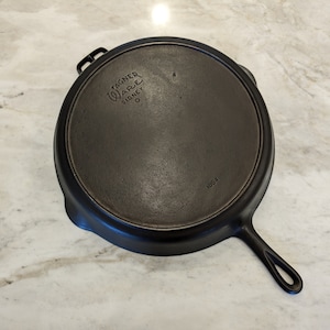 Antique Wagner Cast Iron 14