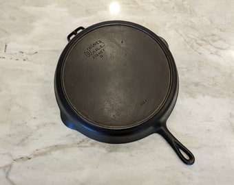 MINT Vintage Wagner 14 Skillet Cast Iron 1064 INCREDIBLE