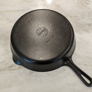 LOOK Griswold 9 Groove Handle SBL Cast Iron Skillet 710 AMAZING