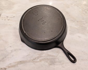 MINT Vintage Lodge 10 Three Notch Cast Iron Skillet SK WOW
