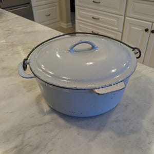 LOOK Vintage Vollrath no.7 Enameled Dutch Oven Cast Iron BEAUTY