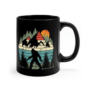 Bigfoot Tumbler Sasquatch Travel Mug Insulated Laser Engraved Coffee Cup  Outdoorsman Gift Bigfoot Shadow Yeti Silhouette 20 oz – CarveBright