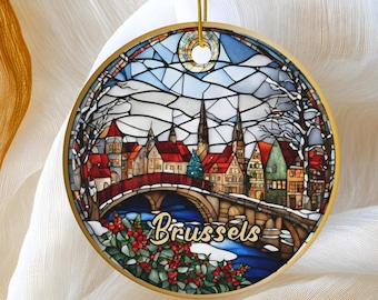 Adorno de Bruselas, regalo de viaje a Bélgica, recuerdo familiar de cerámica.
