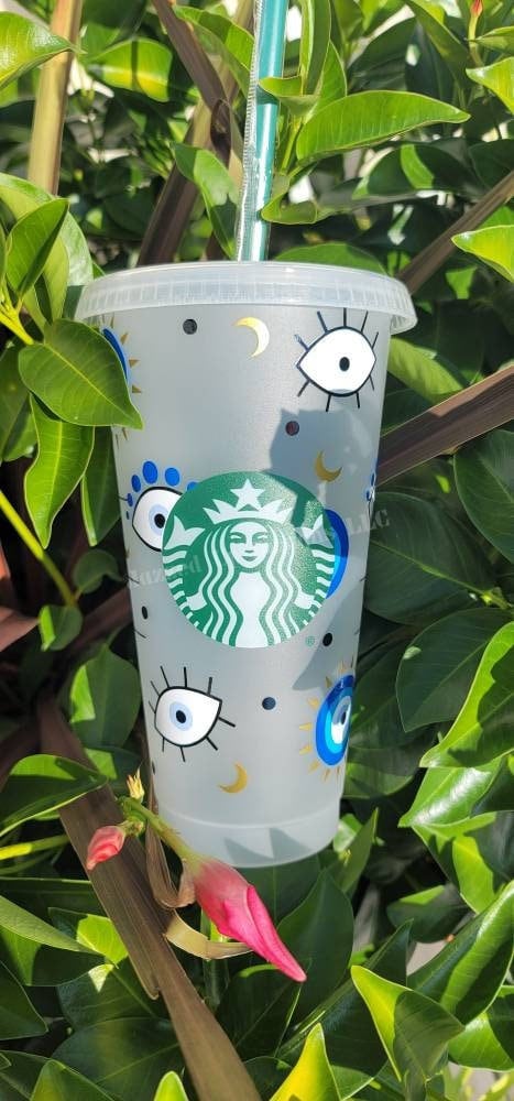 Evil Eye Starbucks Cup 🧿🤍  Vaso de starbucks, Botellas de starbucks,  Bebidas de starbucks