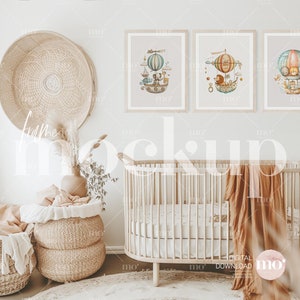 Mockup di arte da parete per nursery, set di 3 modelli di cornici in legno A3, modello d’arte stampabile, modello di interni neutri, modello di 3 cornici mobili