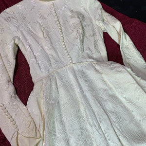 Vintage 1960s/70s Alfred Angelo Wedding Dress image 2