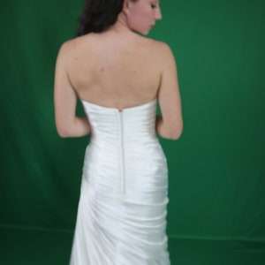 Stunning Maggie Sottero Wedding Dress Gown Satin image 5