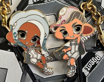 SIDE ORDER Agent 8 Keychain