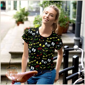 Spooky Scary Eyes Crop Top | XS - 3XL | Halloween Tee