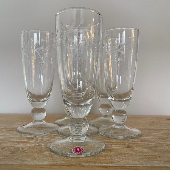 Vintage Champagne Wine Footed Glasses, Etched Des… - image 3