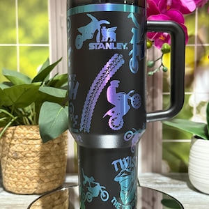 Gobelet de course de motocross gravé au laser, tasse de voyage isolée en acier inoxydable de 30 oz ou 40 oz