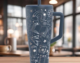 Vaso escolar personalizado con asa de acero inoxidable y grabado láser.