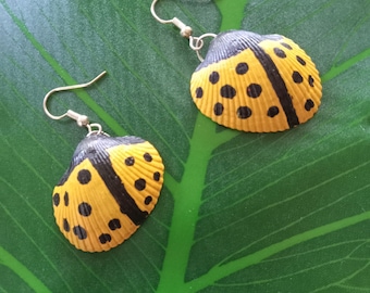 Handmade Ladybug Seashell Earrings: Nature-Themed Spring Jewelry