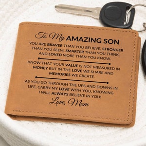 Geschenk für meinen Sohn von Mutter - Trage meine Liebe mit dir - Benutzerdefinierte zweifache Ledergeldbörse für Herren - Tolles Weihnachtsgeschenk oder Geburtstagsgeschenk Idee
