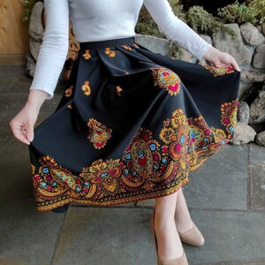 Skirt folk dress highlander culture polish folklore style black slavic turkish pattern ethno fabrics carpathian festival podhale zdjęcie 2