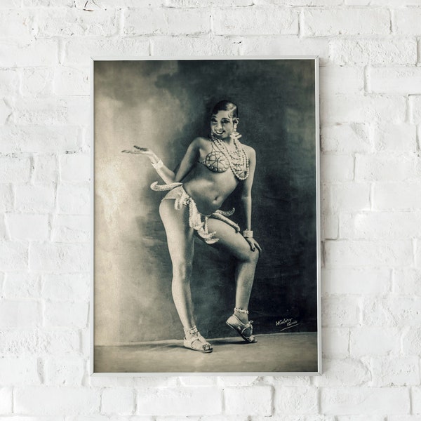 Josephine Baker (1906-1975), Banana Girdle, Vintage Poster, Wall Art, Canvas or Poster, Black and White Photo, Home Decor