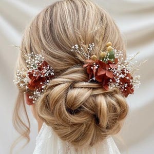 Roestoranje bruidshaarspelden: rustieke herfstbruiloftaccessoires met hortensia, boho gebrand oranje