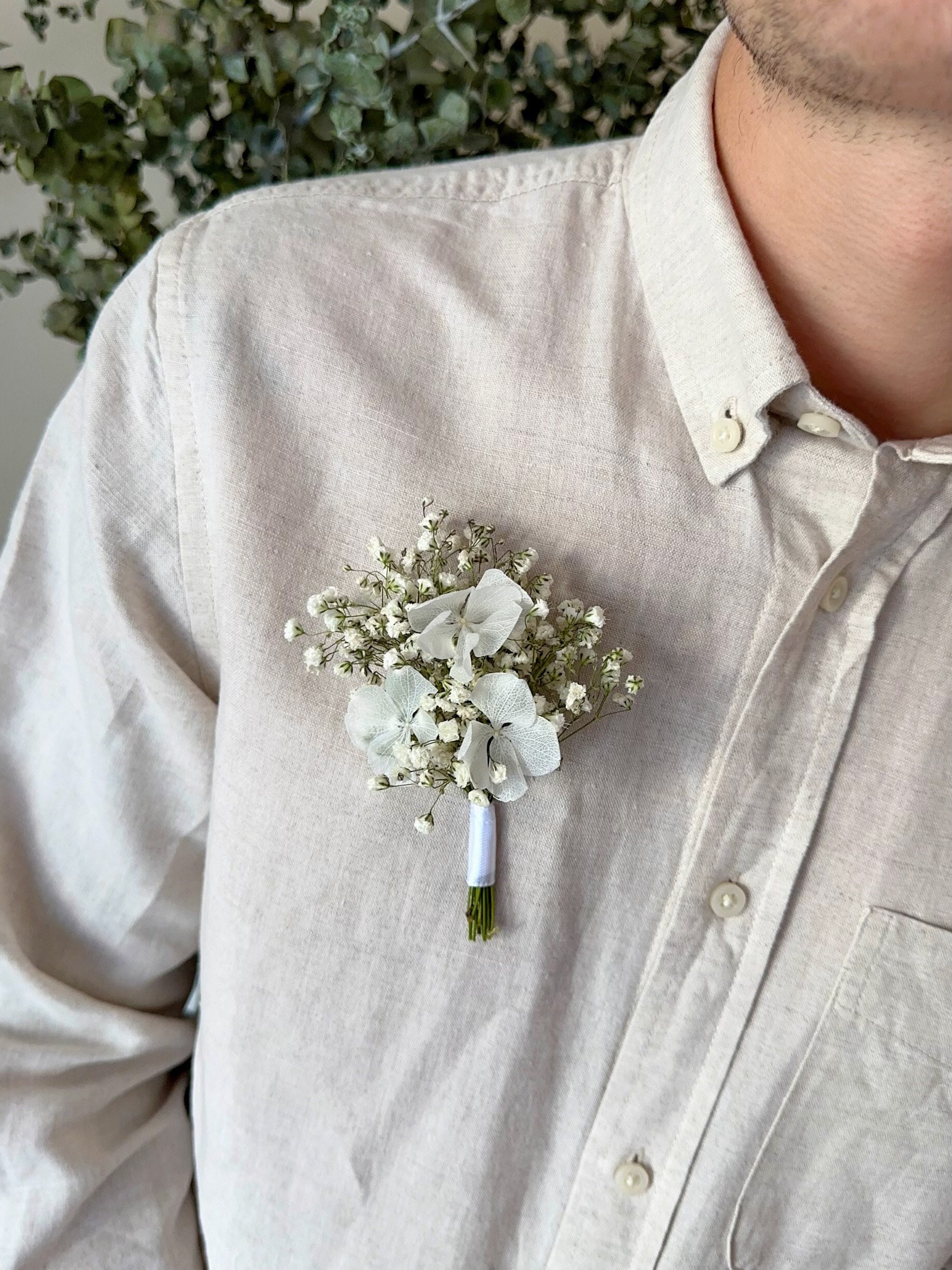 Dried Gypsophila Hydrangea Buttonhole/ Babys Breath Boutonniere/ Dried flower buttonhole/ Rustic Dried Flower Buttonhole/Boho wedding