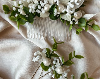 Pente de cabelo de noiva com folhagens: acessório de casamento com flores artificiais e pérolas