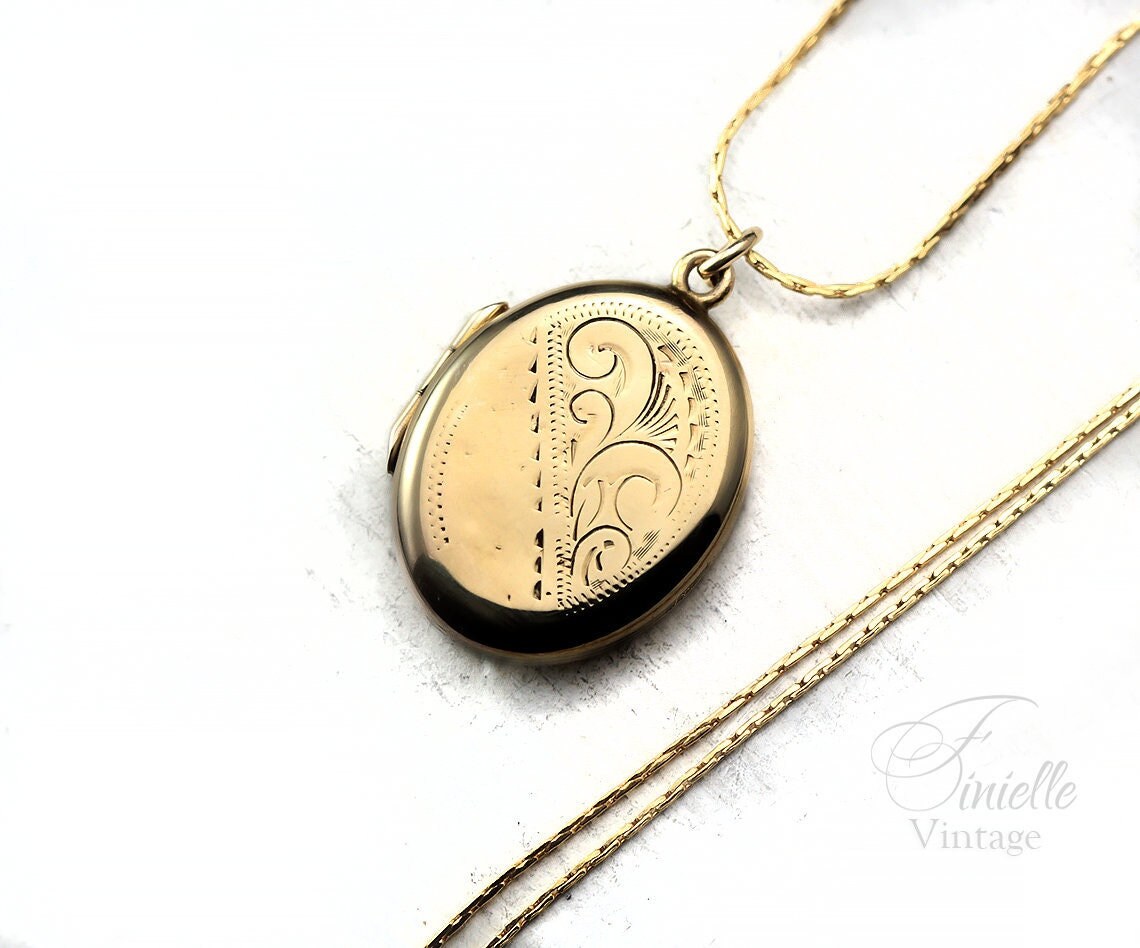 9ct bk deals ft locket