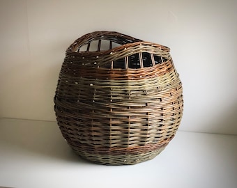 Willow Log Basket with Spiral Design