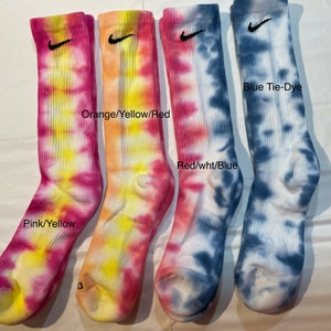 Nike 8-12 tie dye socks