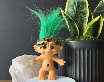 Frizzle the Nature Troll | Moskroon, aventurijnsteen