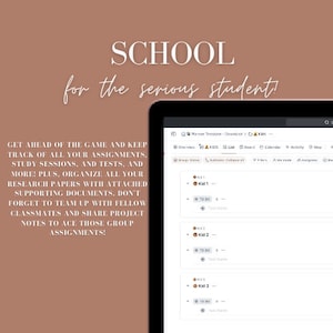 Könnte beinhalten: Ein Laptop-Bildschirm zeigt eine digitale Planer-App mit dem Text "School for the serious student!" und eine Liste von Aufgaben für verschiedene Schüler, die mit "Kid 1", "Kid 2" und "Kid 3" gekennzeichnet sind.