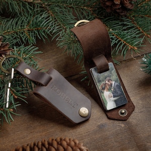 Personalized accessories, Leather Photo keychains, custom gifts for him, gifts for husband, gifts for dad, gifts for boyfriend