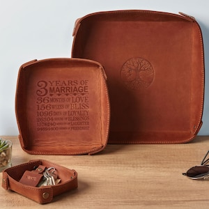 Custom leather valet tray for men, Personalized leather storage for keys & watches, Custom catch all desk tray
