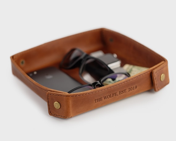 Leather valet tray for men leather catchall mens gift, anniversary gift, Engraved for Him, personalized gifts for husband