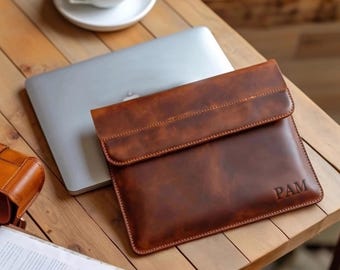 Personalised Genuine Leather MacBook Air & Pro Sleeve 13" 14" 15" 16", Embossed Leather Laptop Case, Custom Slim Leather Bag for MacBook