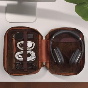 Personalised Cable Organizer for Travel, Handmade Leather Cable and Charger Organizer Bag, Personalised Leather Tech Organizer, Tech Pouch