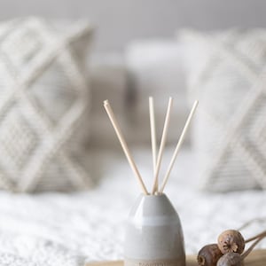 Hand thrown Ceramic Reed Diffuser - Grey Mist