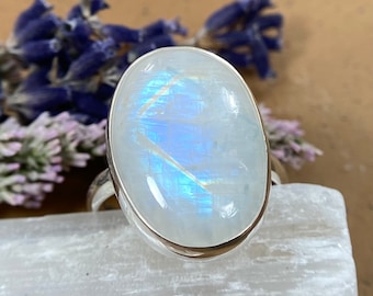 Rainbow moonstone Sterling Silver ring size 7