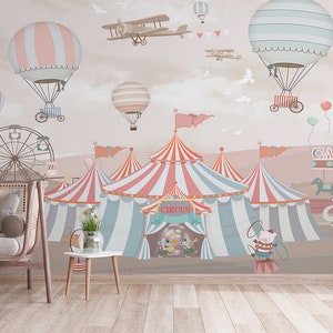 Camera per bambini Circo Tema con design di carta da parati a colori tenui / Camera per bambini Mongolfiere volanti Murale murale da pareti eleganti