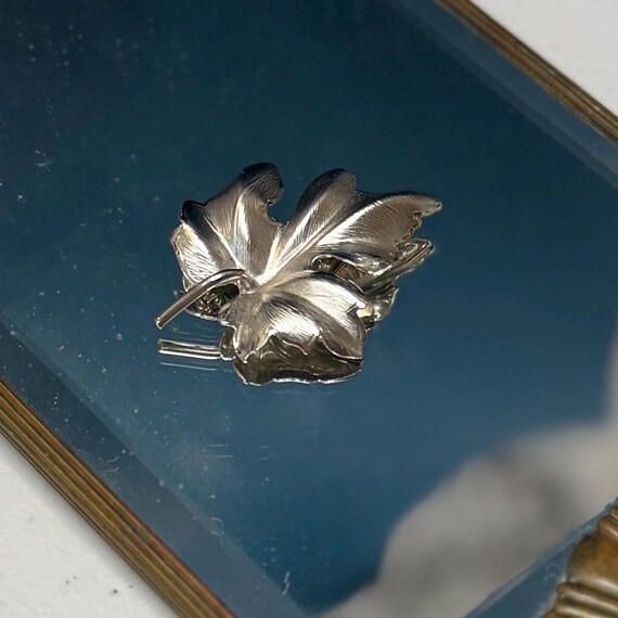 Vintage sterling silver leaf brooch marked AE View 3