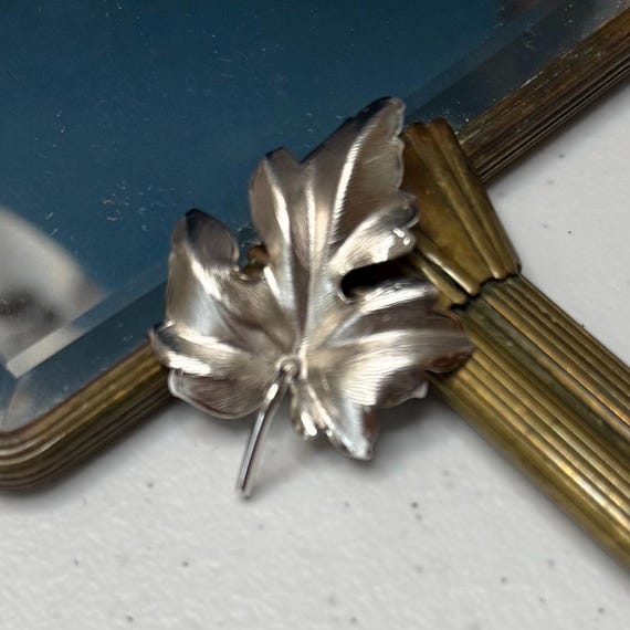 Vintage sterling silver leaf brooch marked AE View 4