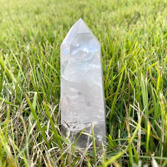 Rose Quartz Point, Light Pink 274-Gram Crystal Tower