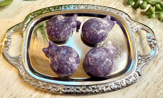 Lepidolite Ladybug Carving – Natural Crystal Good Luck Stone