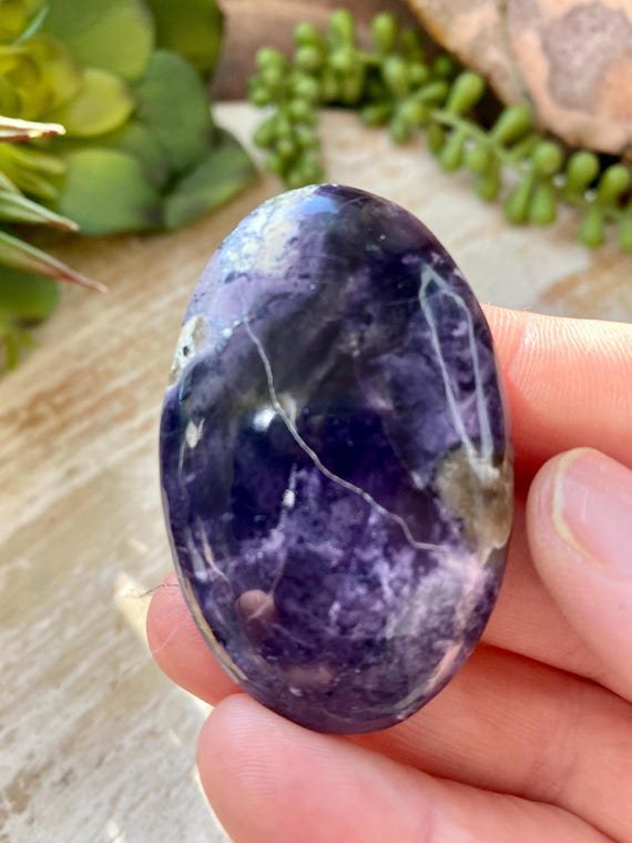 Beautiful Tiffany Stone Crystal Palm Stone