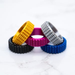 Spiky Ring Smärtstimulerande Sensorisk Fidget, Oro Ring, Smärtstimulerande, Fidgetleksak, Smärtstimulerande Spinner, 8 mm Band, Anpassad Fidget Ring, EDC Smärtstimulerande