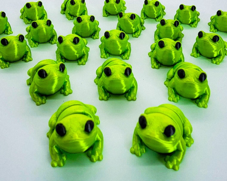 Fidget Frog Fidget Toy, Articulated Sensory Toy, Tiny Frogs, Flexible Frog, Desk Fidget Toy, Sensory Toy Adult, Stress Toy, Articulated Stim image 4
