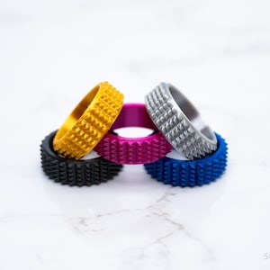 Spiky Ring Pain Stim Sensory Fidget Ring, Skin Picking, Autism Anxiety and ADHD Fidget Toy, Discreet Pain Stim, 8MM Band, Pain Fidget Stim